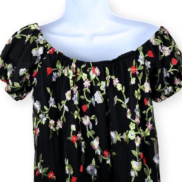 Kimchi Blue Black MIni Embroidery Shift Dress S - Picture 5 of 9